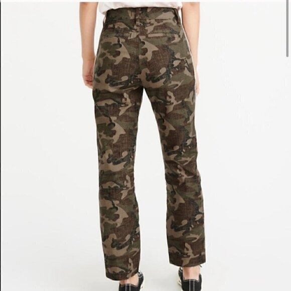 #93 Abercrombie & Fitch Camo Annie High Rise Ankle Straight - Picture 2 of 12